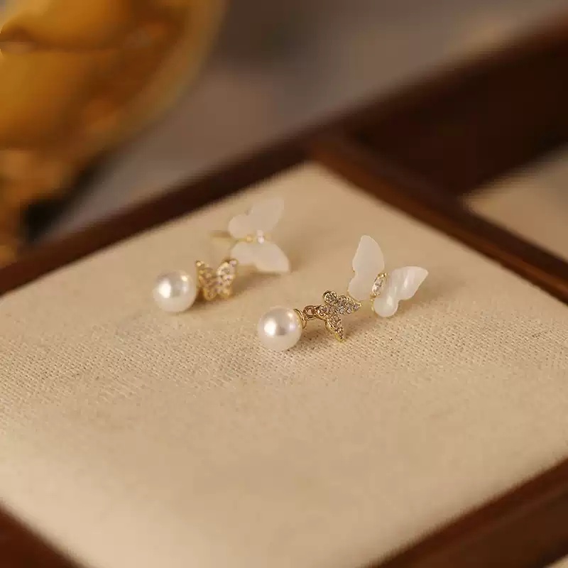 Pearl Beautiful Stud Earrings Summer Refined Wild Earrings Women