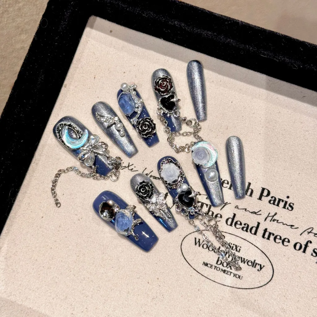 Non-mainstream Style Yihe Hand-worn Nail Heavy Industry Blue - Medium M