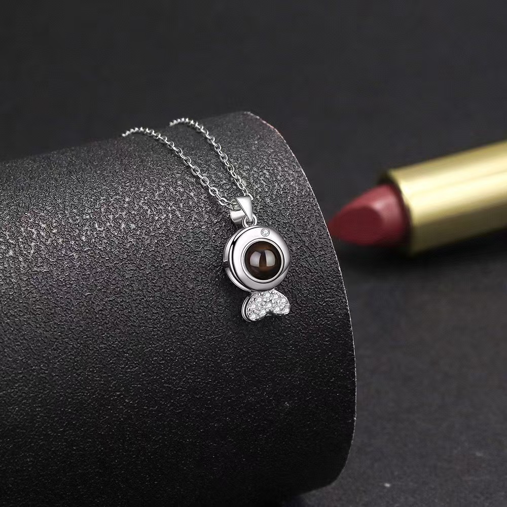 Women's Sterling Silver Fashionable Projection Photo Necklace