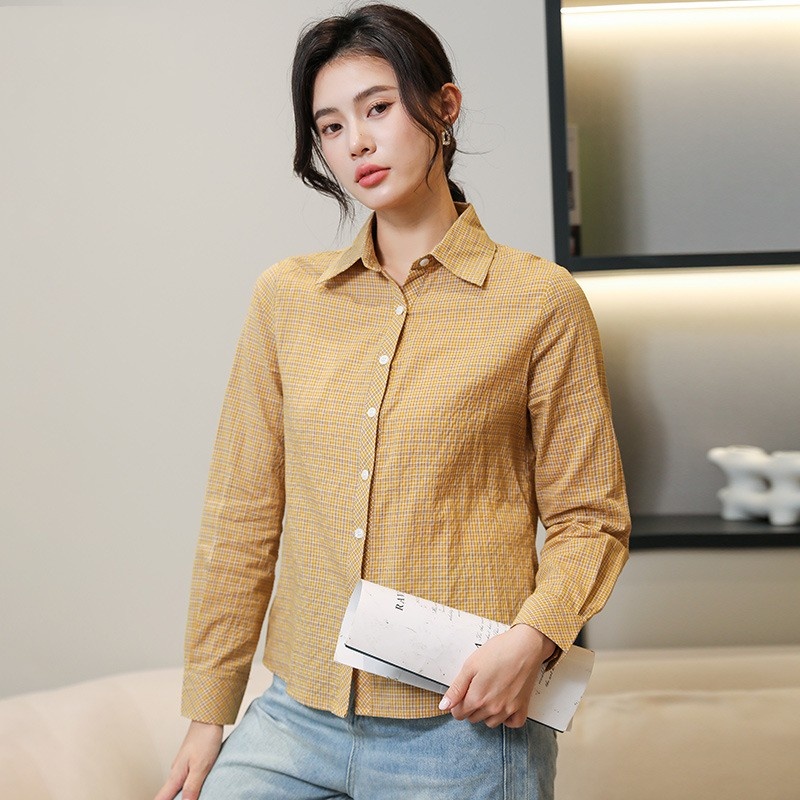 Light Yellow