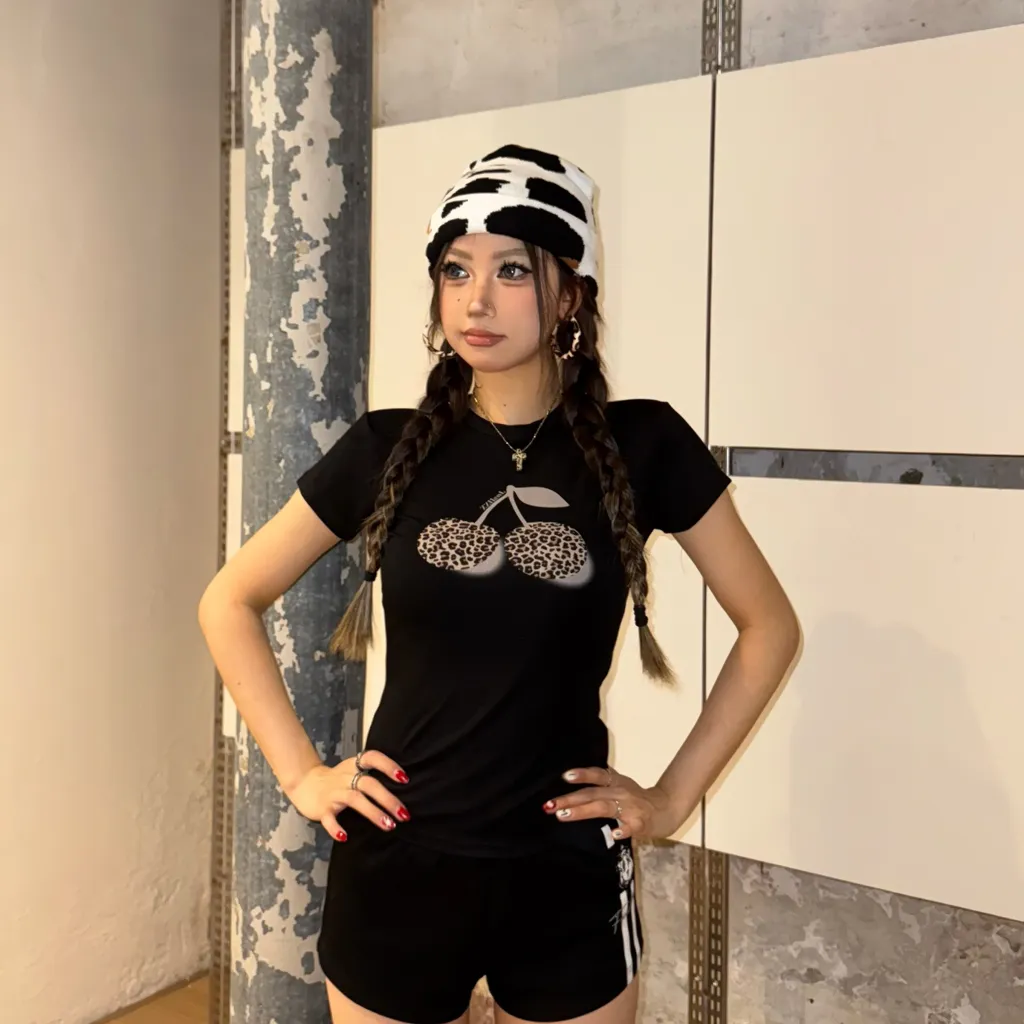 Female Leopard Print Cherry Camouflage Print Casual Short Sleeved Shirt - Black