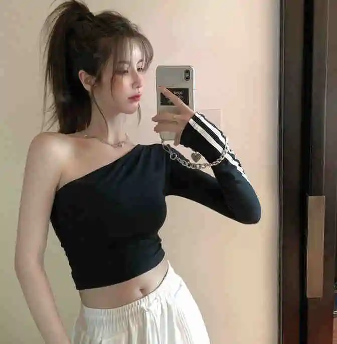 Solid Color Short Top Women's Off-shoulder Long Sleeve Casual T-shirt - Black
