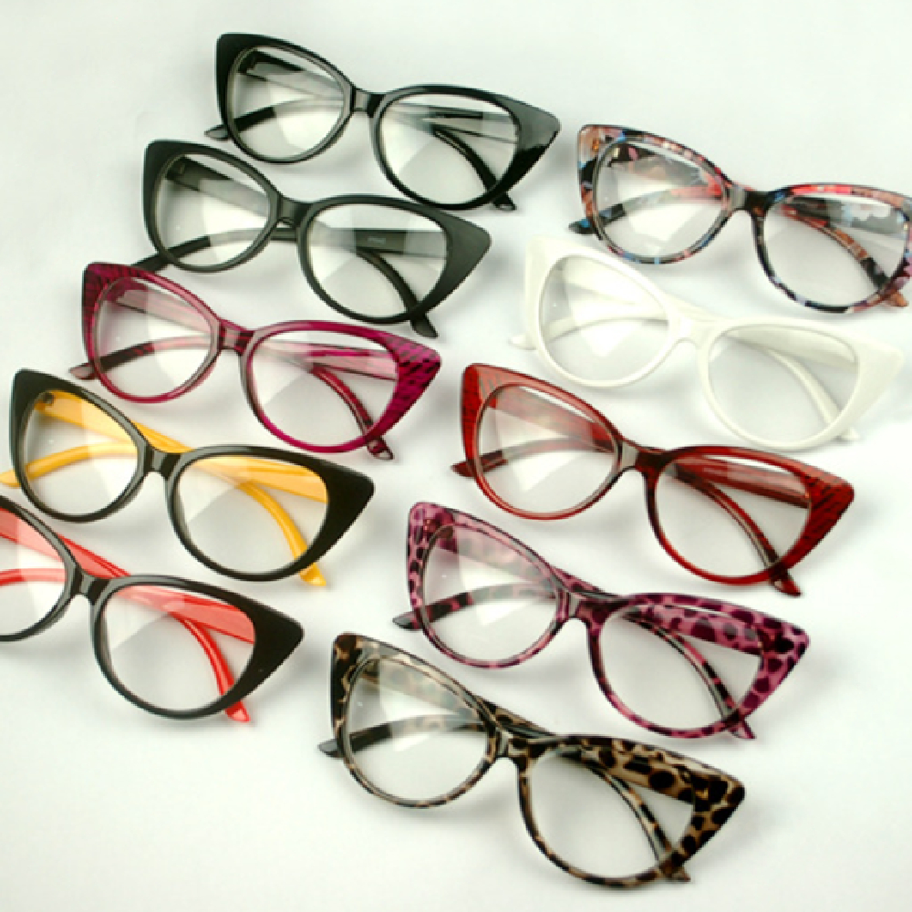 Classic Retro Women's Cat Eye Plain Glasses - Image 4