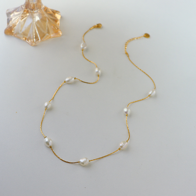 Women's Natural Freshwater Pearl Necklace Fashion Titanium Steel Clavicle Chain