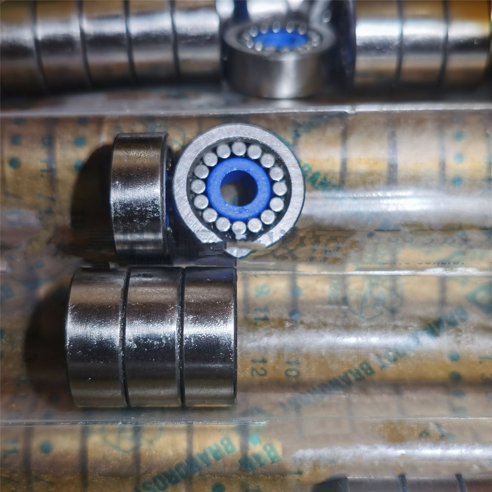 I-N-A Full Pack Needle Roller Bearing F-113270-0010NORO-HLB Rocker Arm Roller