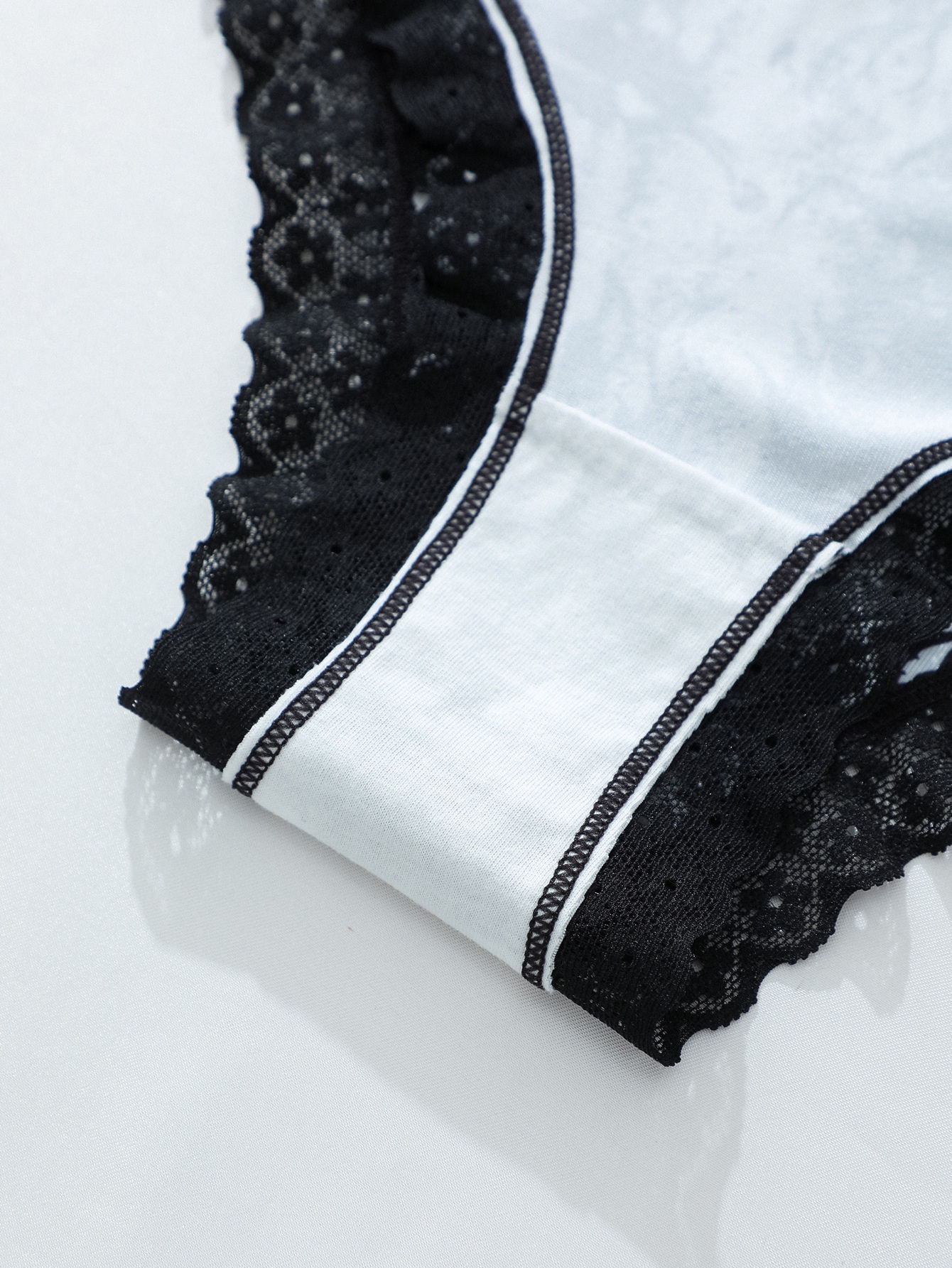 Gothic Mid-Rise Panties Skull Pattern