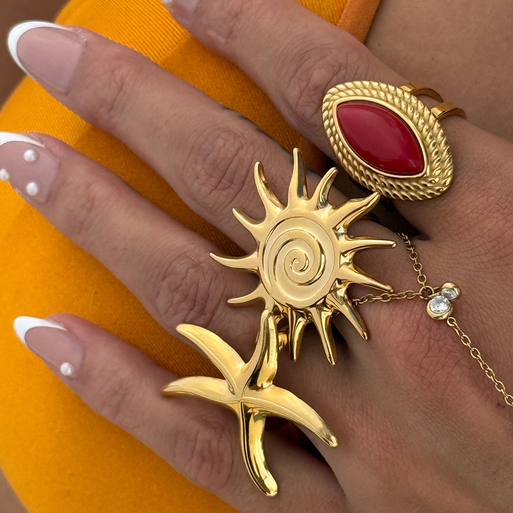 Oceanic Gold Starfish Ring