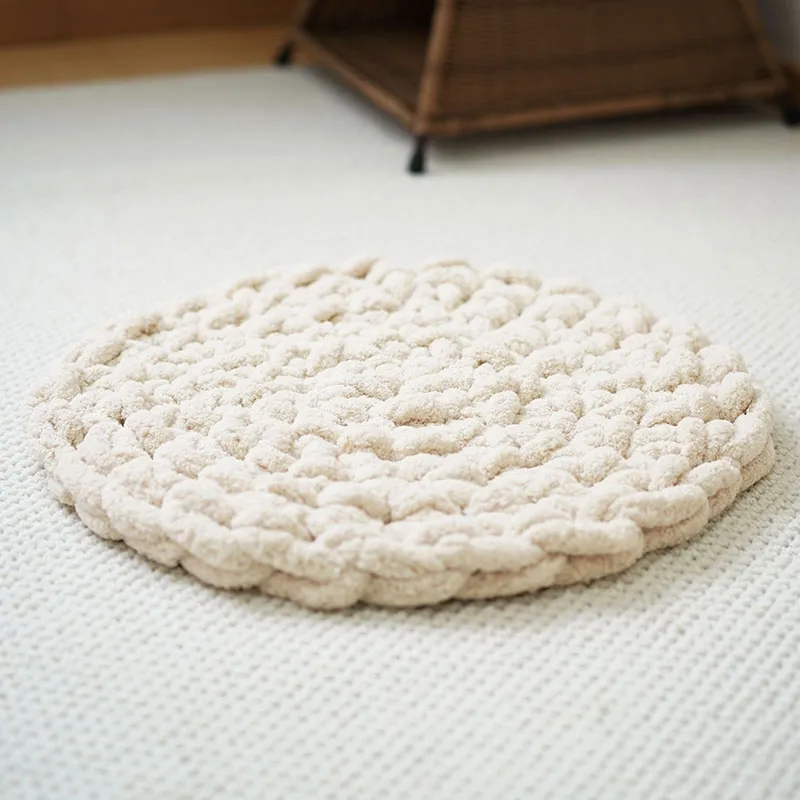 Hand-woven Thermal Knitting Pet Mat Dog And Cat Nest Mattress Wool Carpet - Eggshell White