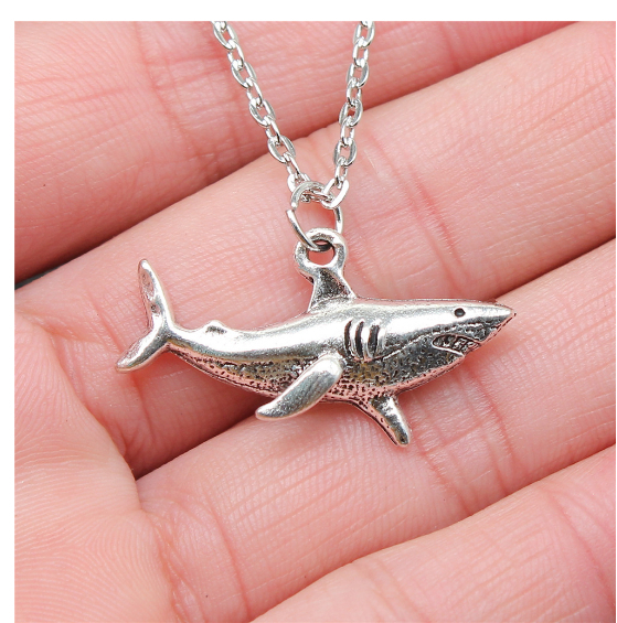 Popular Ornament Shark Pendant Necklace
