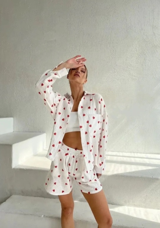 Women's Heart Shape Printed Stitching Shorts Suit