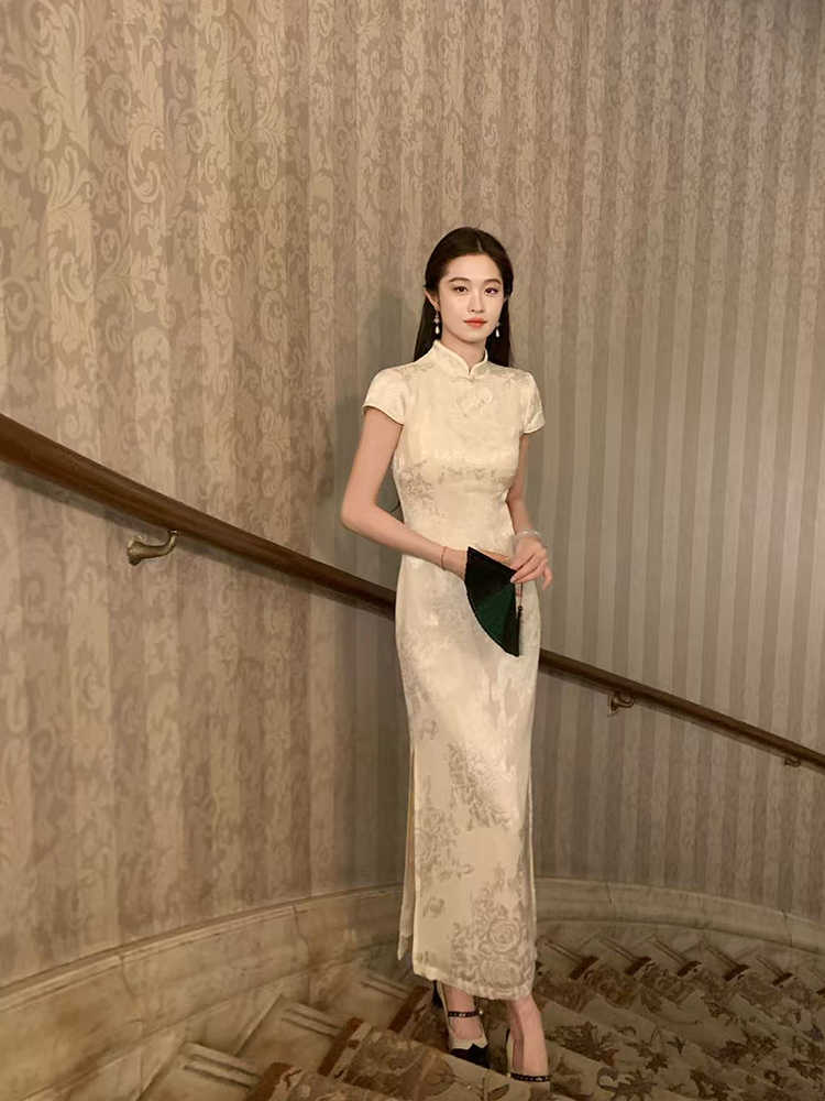 Stand-up Collar Jacquard Improved Cheongsam For Women Waist Trimming Short-sleeved Dress