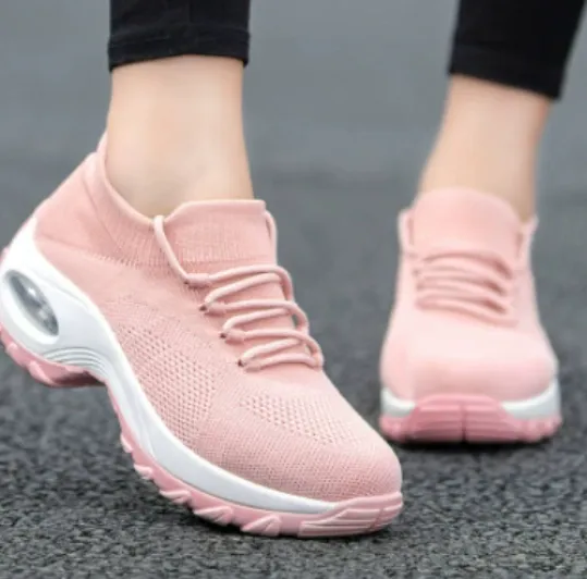 Women's Flying Socks Casual Running Shoes - Pink