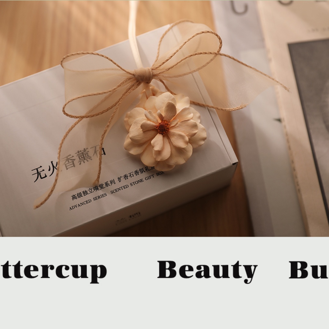 Car Mounted Perfume Ranunculus Flower Perfume Extender Pendant