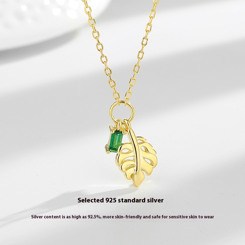 Silver European And American Style Emerald Zirconium Leaf Necklace