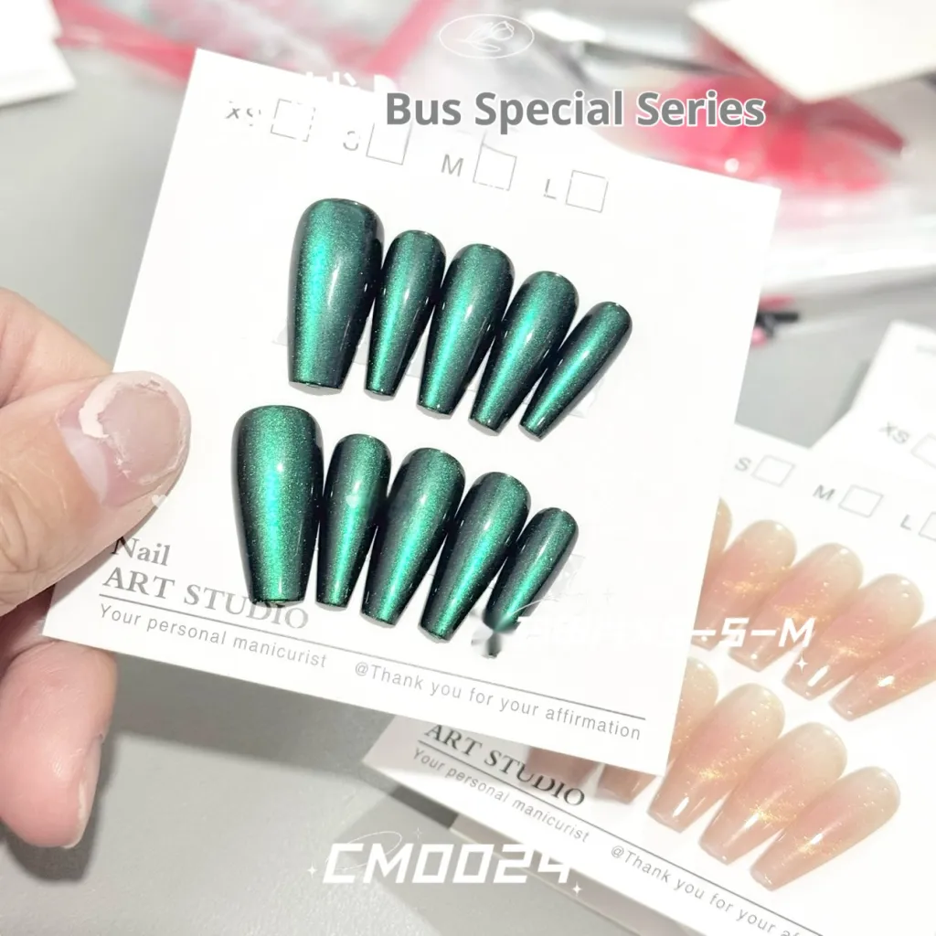 Solid Color Cat Eye 24 Blue Green Chameleon Sweet Cool Simple Wear Nail Tip - Cm0024 M