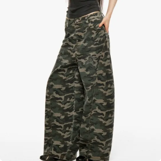 American Retro Jeans Camouflage Washed With Water And Hot Pressed Diamonds For Women - Camouflage