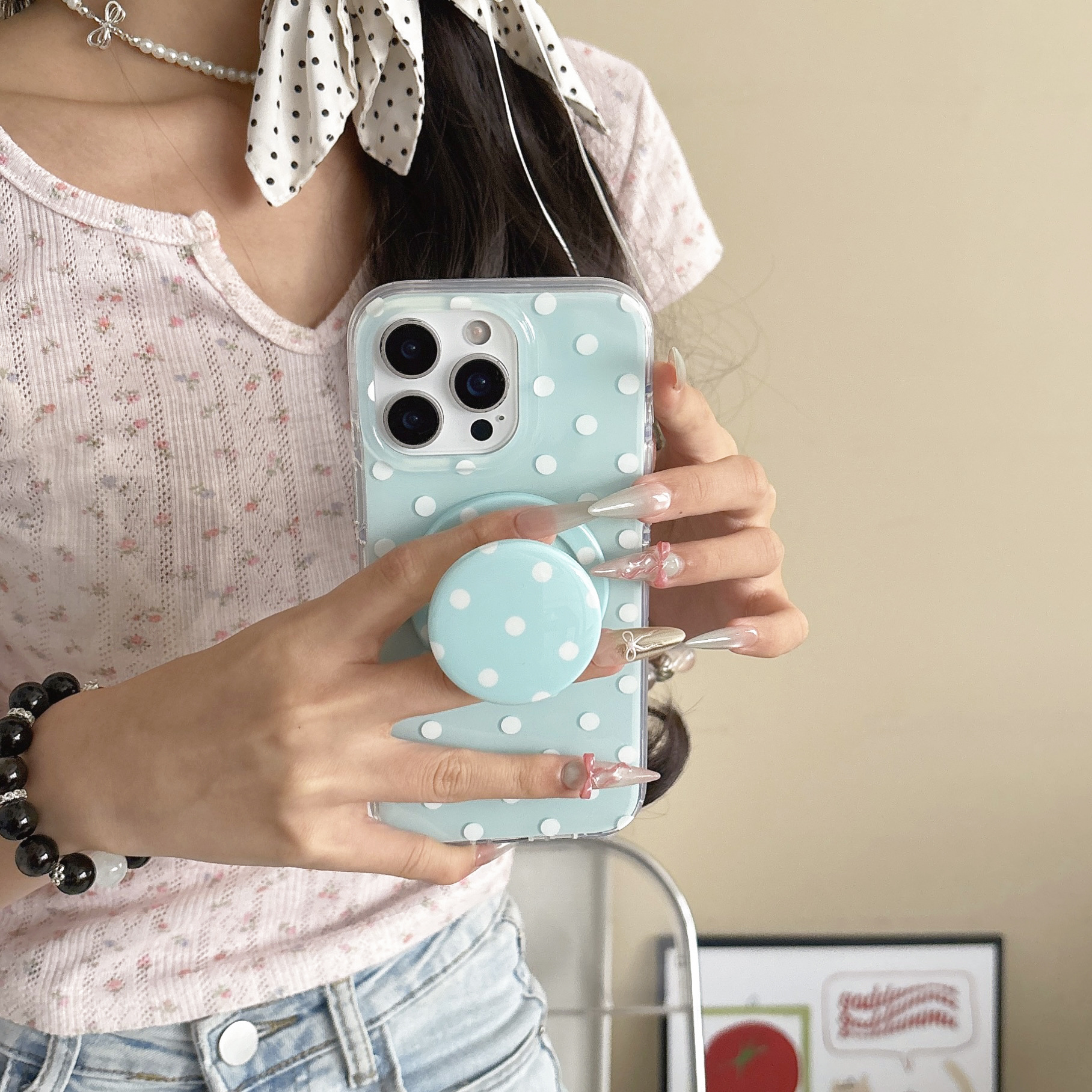 Polka Dot Phone Case Magnetic Bracket - Image 13