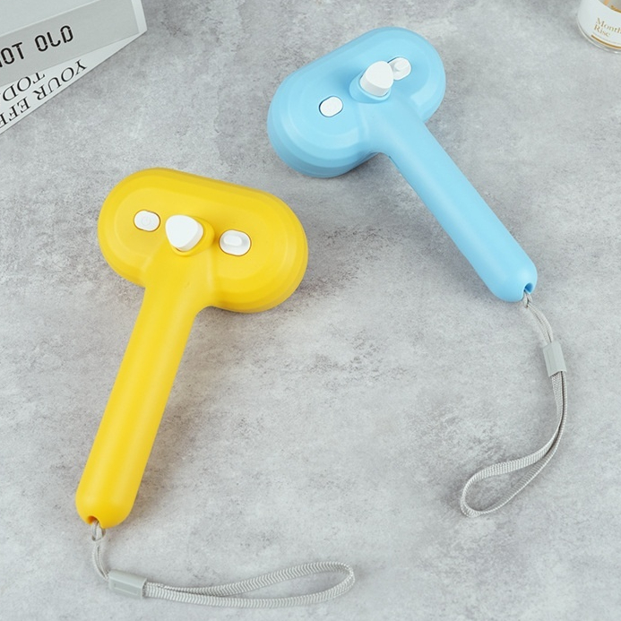 Pet Blue Light Sterilization Press Spray Comb Anti-fly Hair Comb