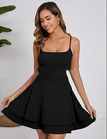 Solid Color Strappy Low-cut Backless Short Dress - Black