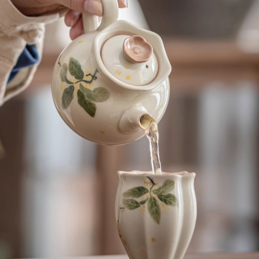 Hand Drawn Osmanthus Flower Mouth Pot Ceramic Home Teapot
