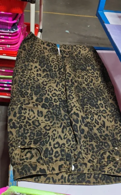 High Stretch Mid Rise Barrel Jeans Fashion Wide Leg Shape Women Casual Baggy Mid Waist Denim Jeans Leopard Print - Shop at LoveMi