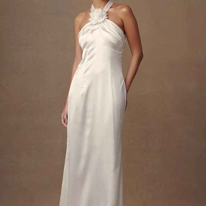 Backless Sexy Flowers Satin High-grade Halter Dress - White