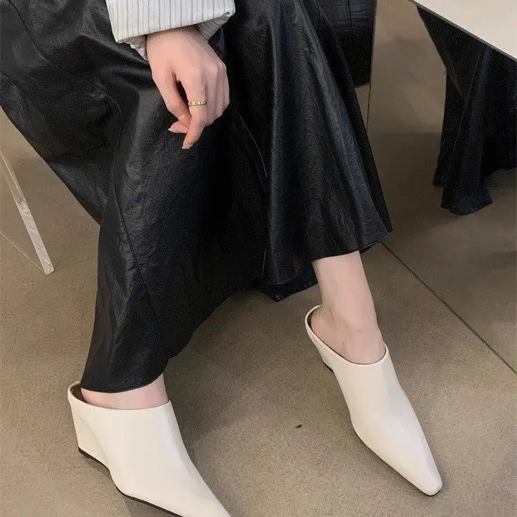 Wind Wedge Closed Toe Half Slippers For Women
