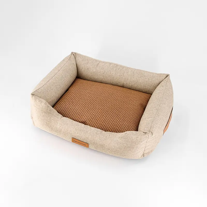 Dog Kennel Warm In Winter