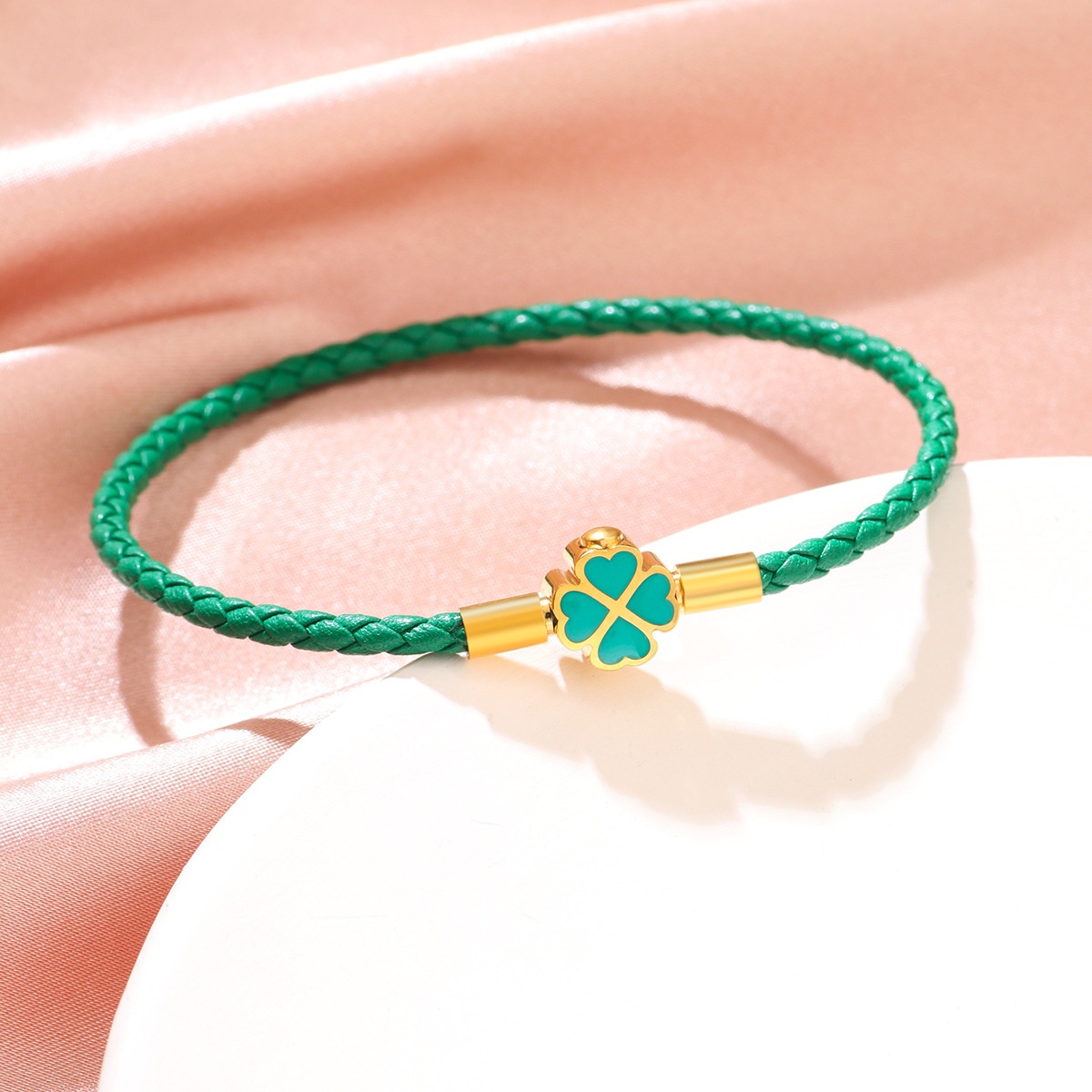 Four-leaf Clover Hand Rope Leather Girl's Bracelet Ornament Braided Leather Rope