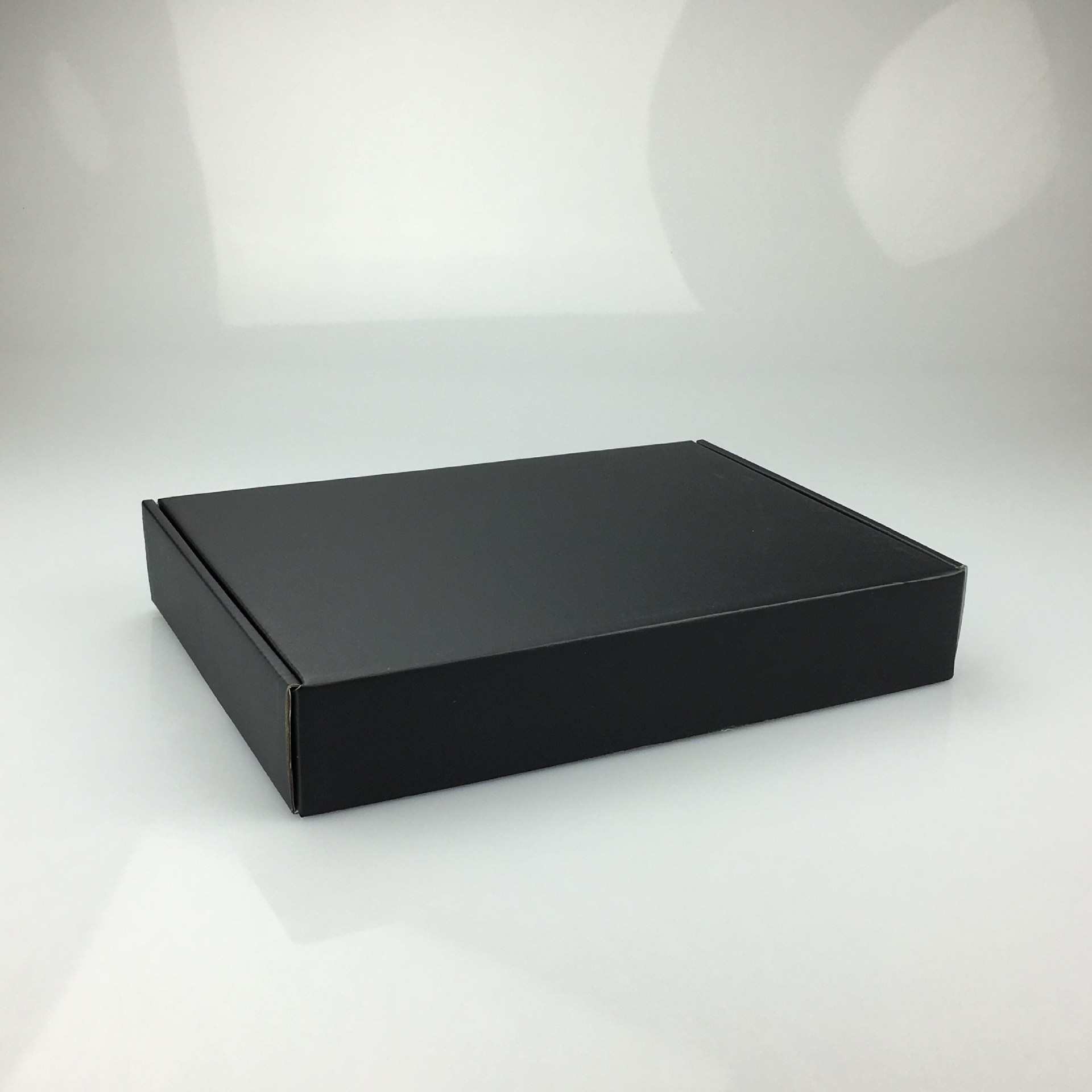 Express Paper Box, White And Black Packaging Box