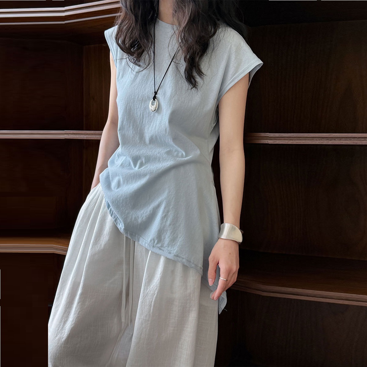 Simple Lace Short Sleeve Women's Waist Irregular Hem T-shirt