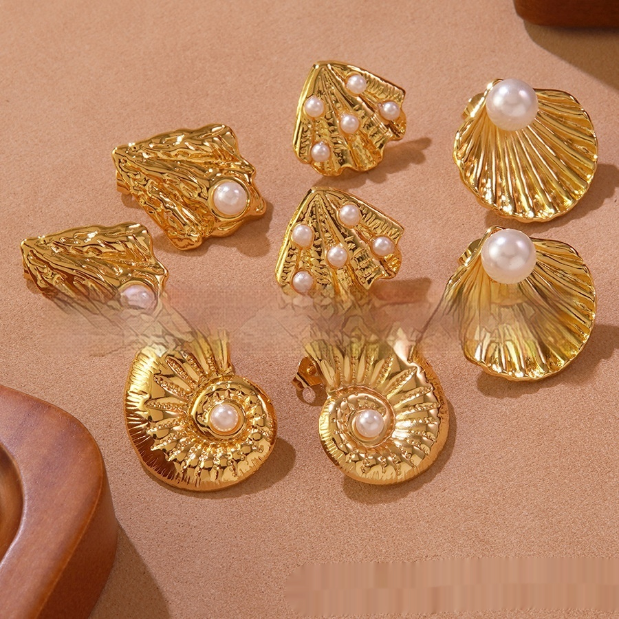 Beach Style Conch Shell Pearl Stud Earrings