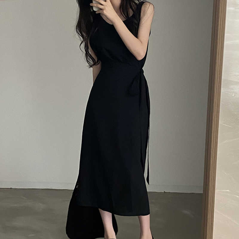 Round Neck Tied Cinched Sleeveless Long Dress