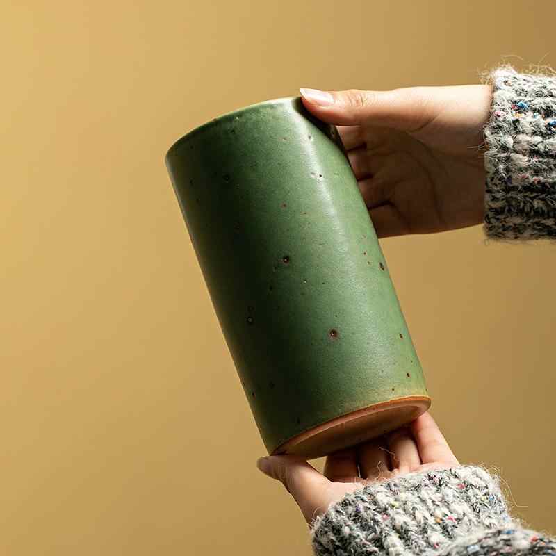 Retro stoneware handmade ceramic vase (yamarashi green)
