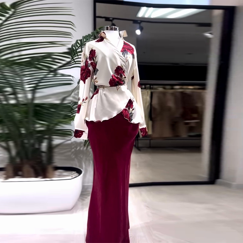 Skirt Flow and Material Texture