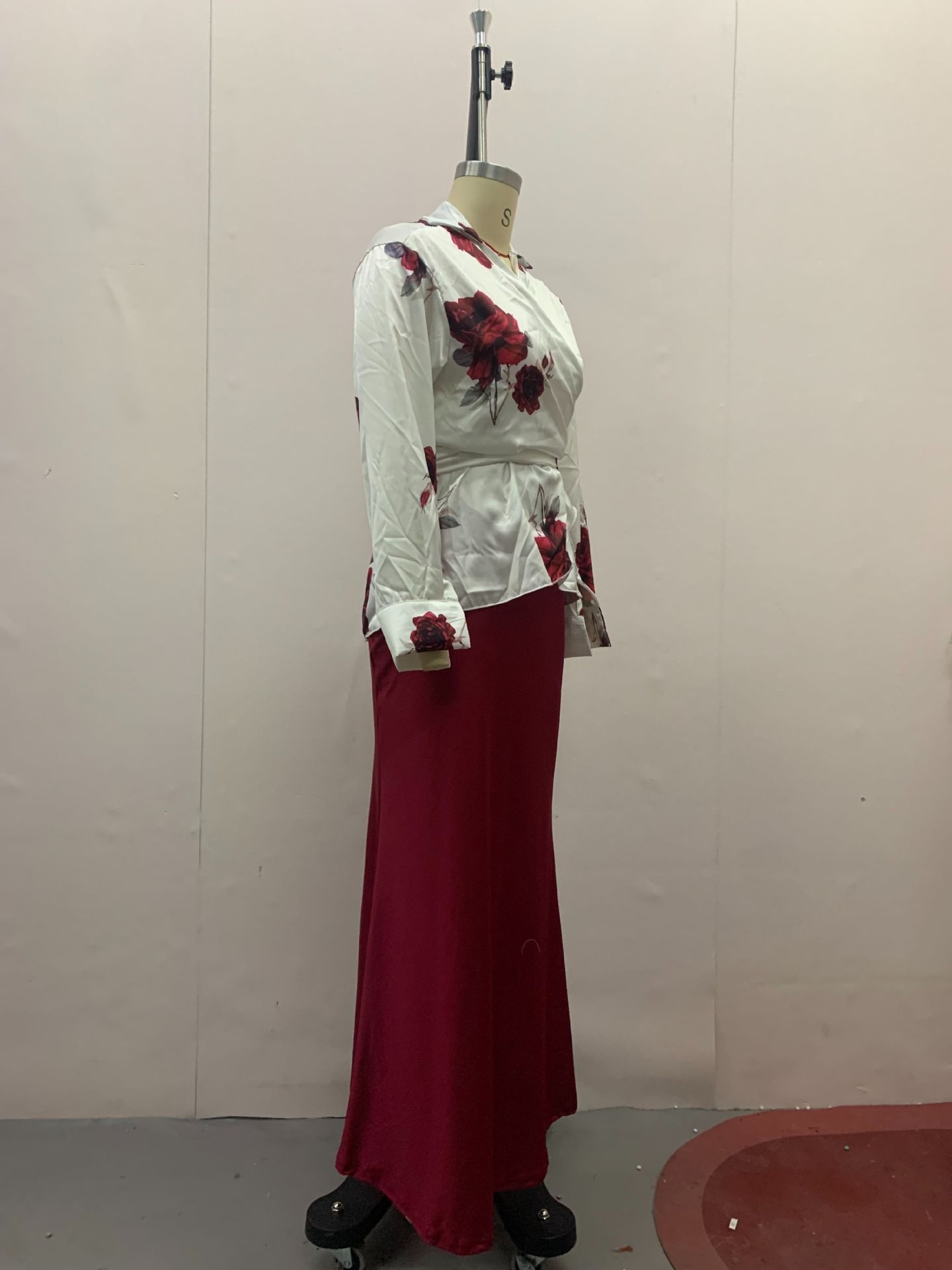 Stylish Office Outfit Presentation