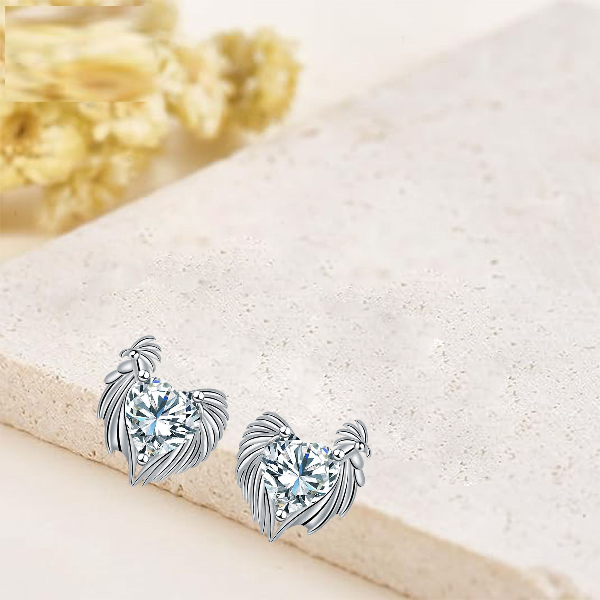 Love Heart Stud Earrings Elegant Graceful High-grade Jewelry For Women