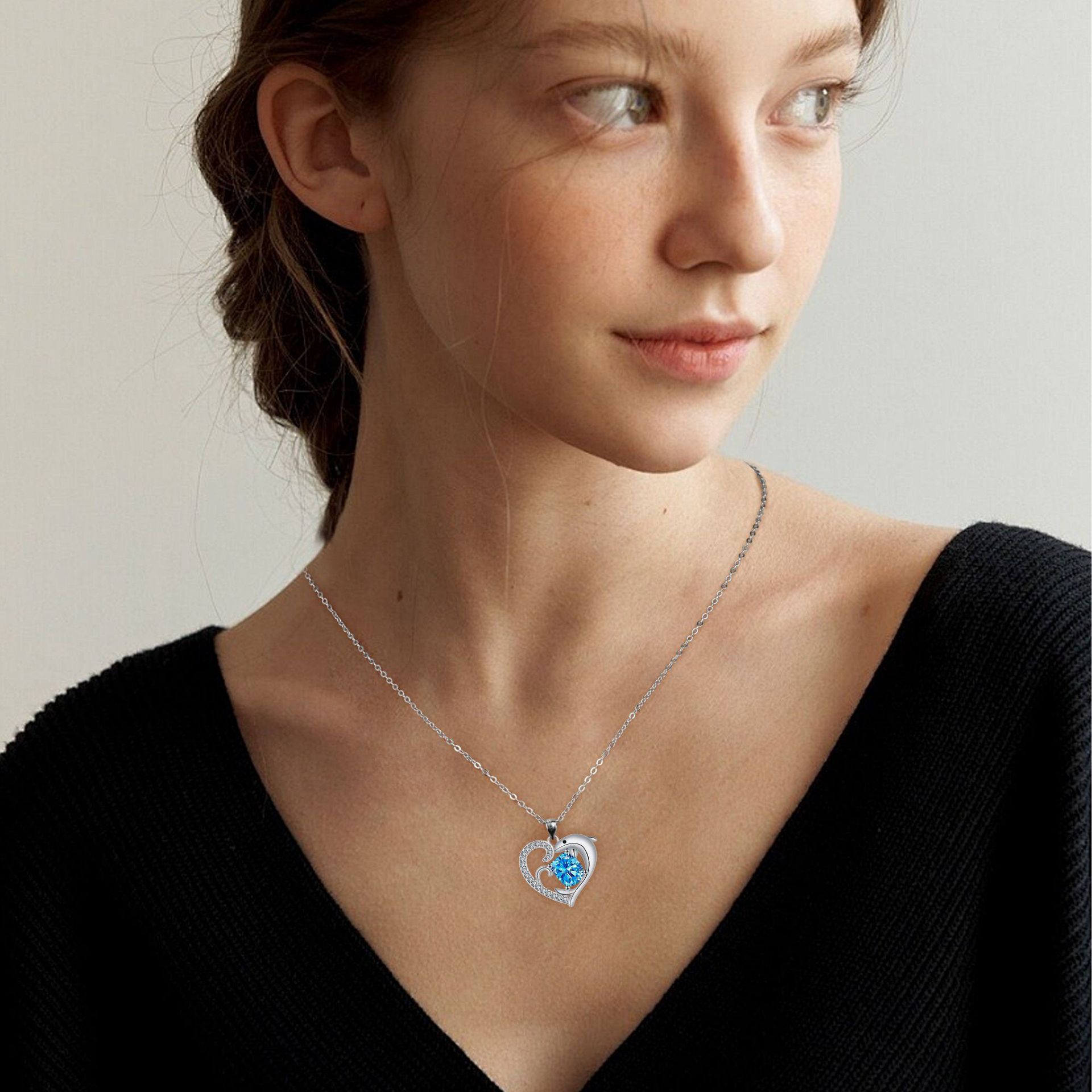 Cool Dolphin Heart Romantic Necklace For Women