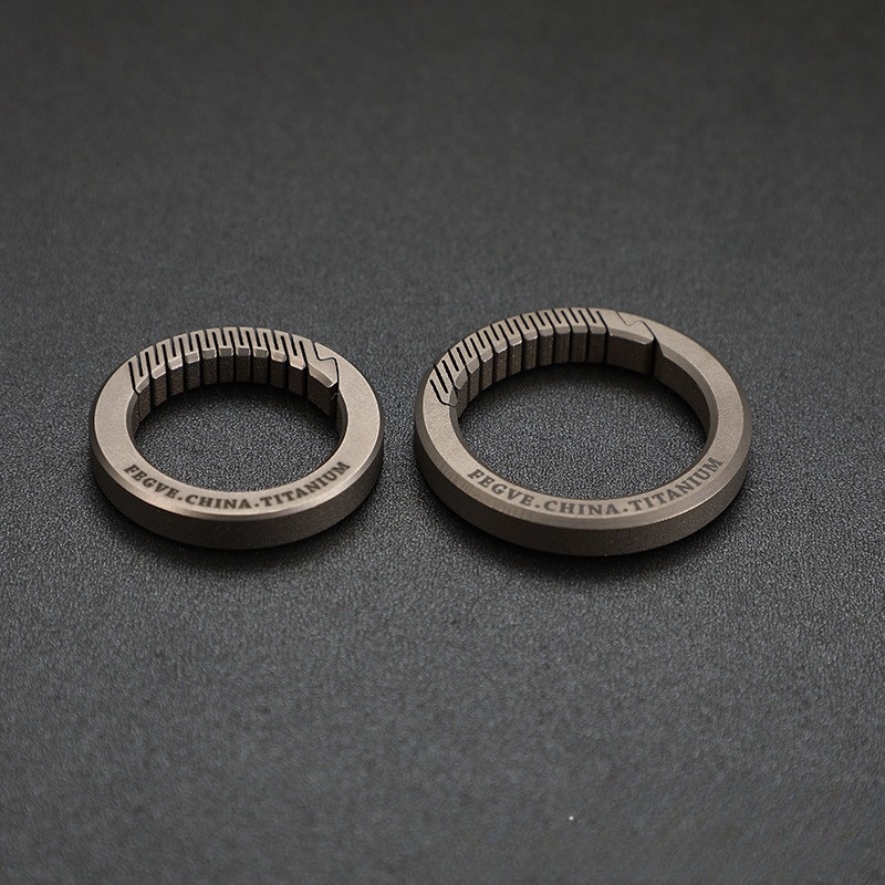 Titanium Alloy Waist Hanging Curved Surface Car Key Ring