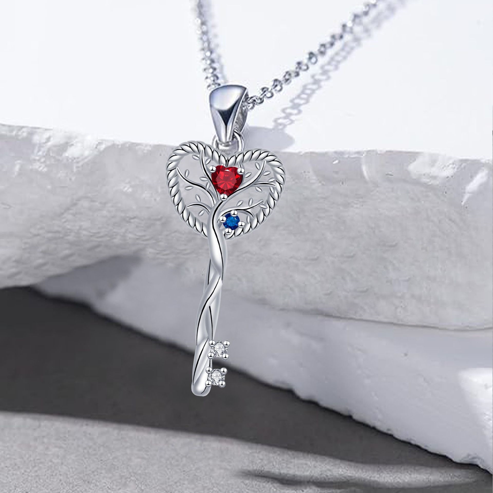 Elegant Design Love Heart Tree Of Life Pendant Necklace