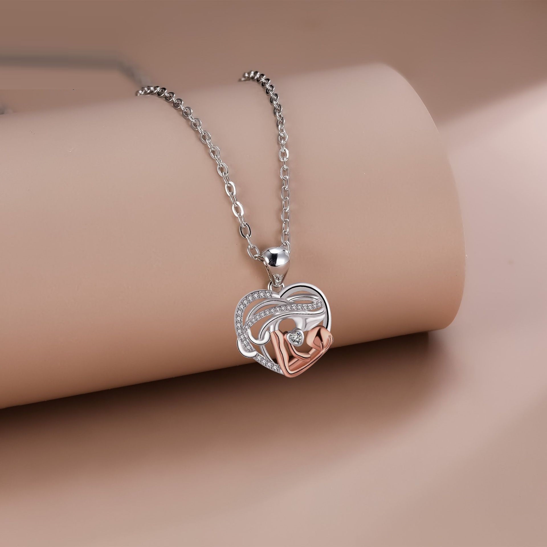 Small House Warm Heart-shaped Necklace Personalized Design Jewelry