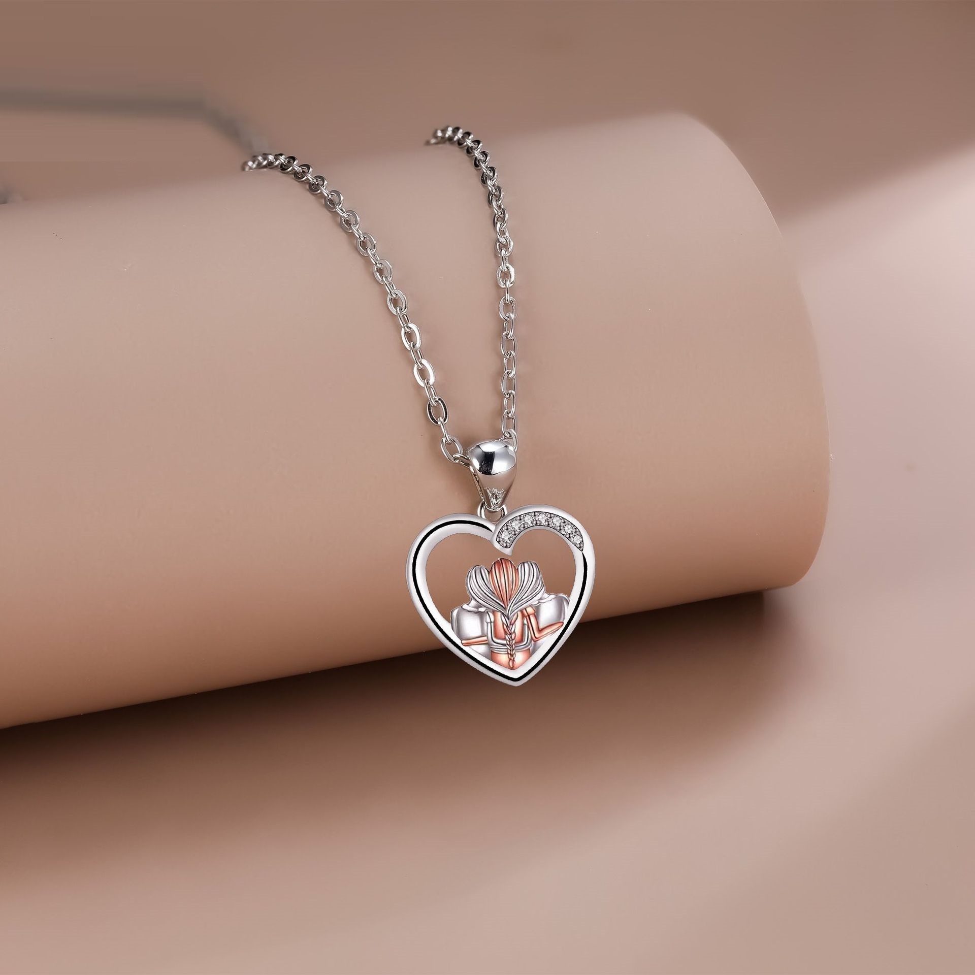 Heart-shaped Sisters Necklace Women's European And American For Girlfriends Jewelry