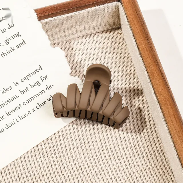 Frosted Hair Clip Cute Hair Updo Grip Women's High Hair Accessories Corrugated Milk Coffee - Shop at LoveMi