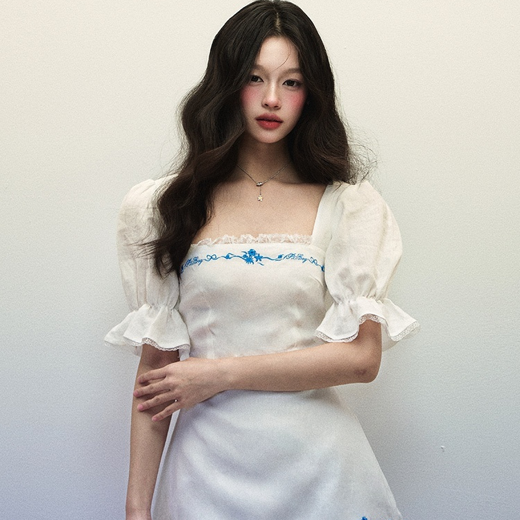 Women's Summer Blue Embroidered Horn Short Sleeve White Linen Generous Neck Dress