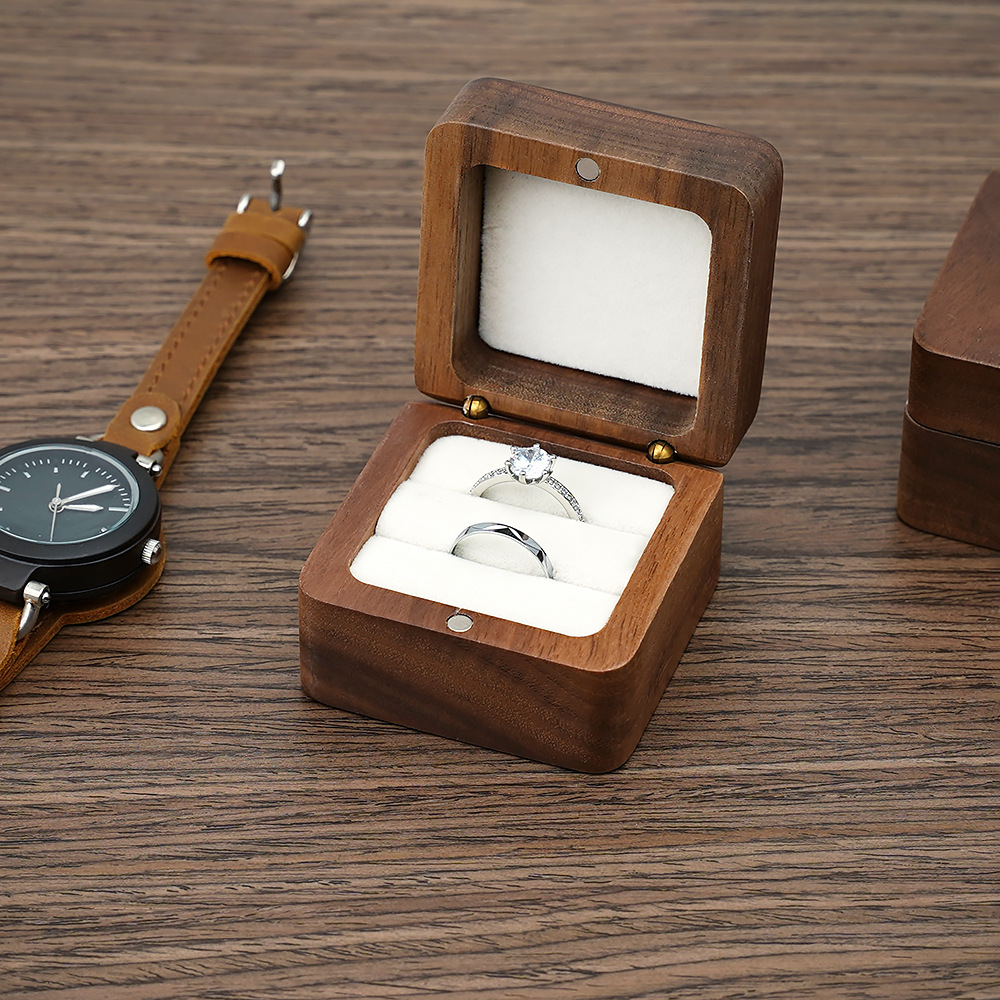 Light Luxury Exquisite Handmade Jewelry Portable Storage Box