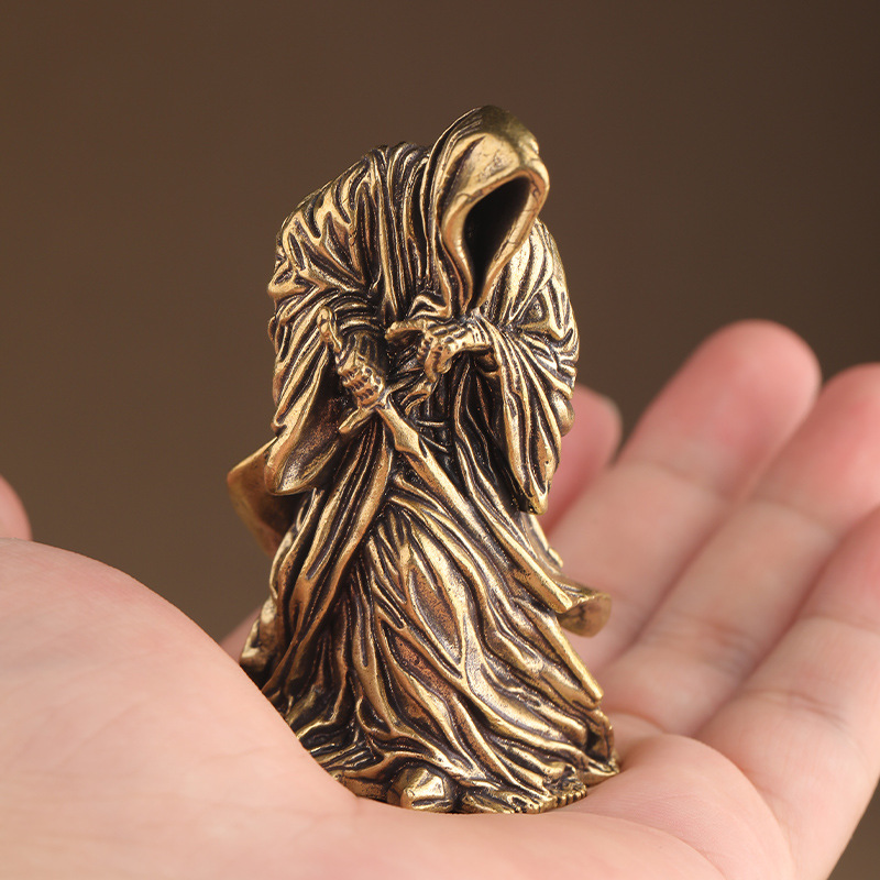 Bronze Warrior Cloak Killer Small Ornaments