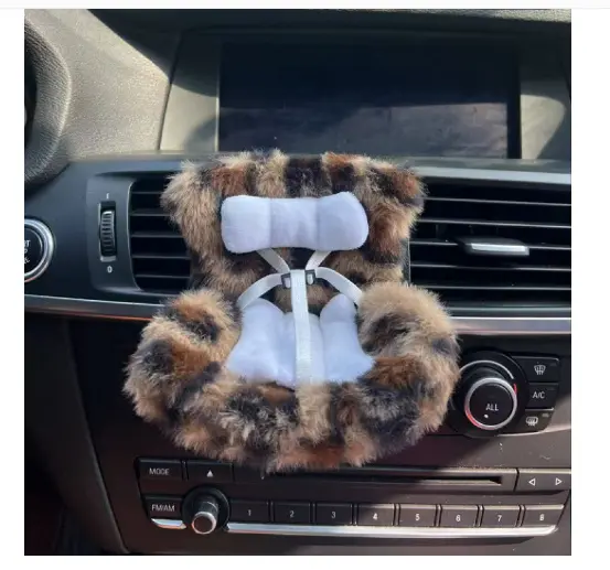 Cute Automobile Aromatherapy Baby Doll Seat Car Air Vent Decoration