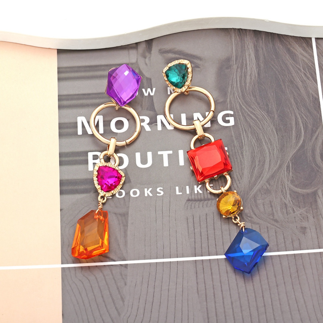 Asymmetric Long Drop-shaped Rhinestone Earrings