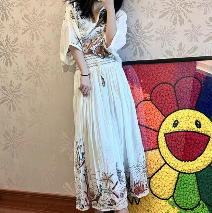 Women's V-neck Embroidery Cotton Shirt