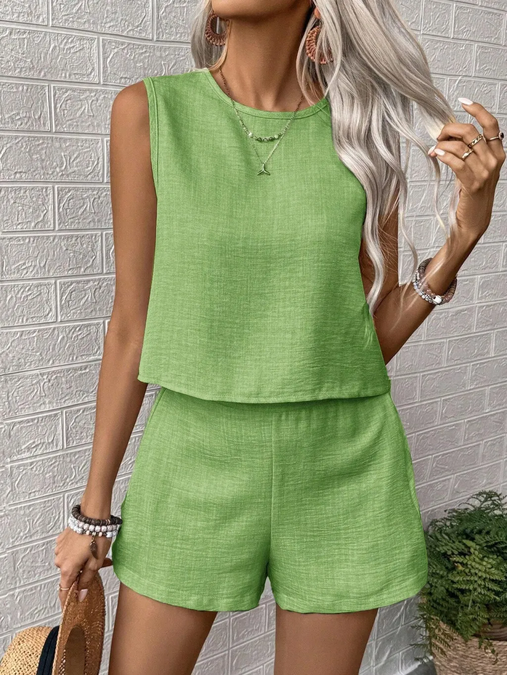 European And American Solid Colour Women Sleeveless Vest Shorts Casual Fashion Two-piece Set - Matcha Colour